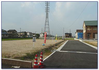 アースタウン下村現地風景